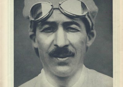 1 1924 01 08 Revue ''Très Sport'' la Galerie des Champions. Portrait de Goux en pilote. 1