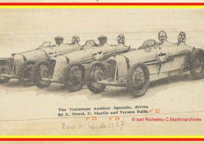 1927 15 10 Brooklands les 200 miles. Les 3 Amilcar MCO victorieuses, 1er Morel n° 23, 2ème Balls n°22 et 3ème Martin n°24. Campbel 1er Bugatti 1500cc. 0