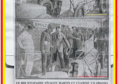 1927 24 07 GP Saint Sébastien. Monsieur Sée présente à l'Infant Don Jaime d'Espagne, Charles Martin, 1er des 1100cc et fait admirer le moteur du MCO 1100. Photo du MCO Géo Ham de Martin 1