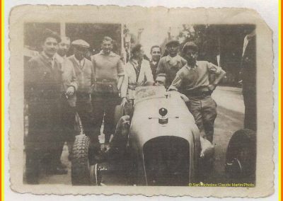 1933 03-05 06, Bol d'Or, 1er de Gavardie Amilcar MCO GH. km. devant mon père, un accident l'oblige à grimper sur le bas côté, l'Amilcar se retourne sur mon père. 3